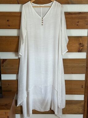 Lightweight White V-Neck Button Detail Tunic Dress Multi-Layered Size M